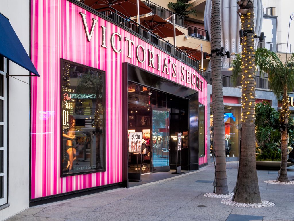 Victoria’s Secret Storefront Design
